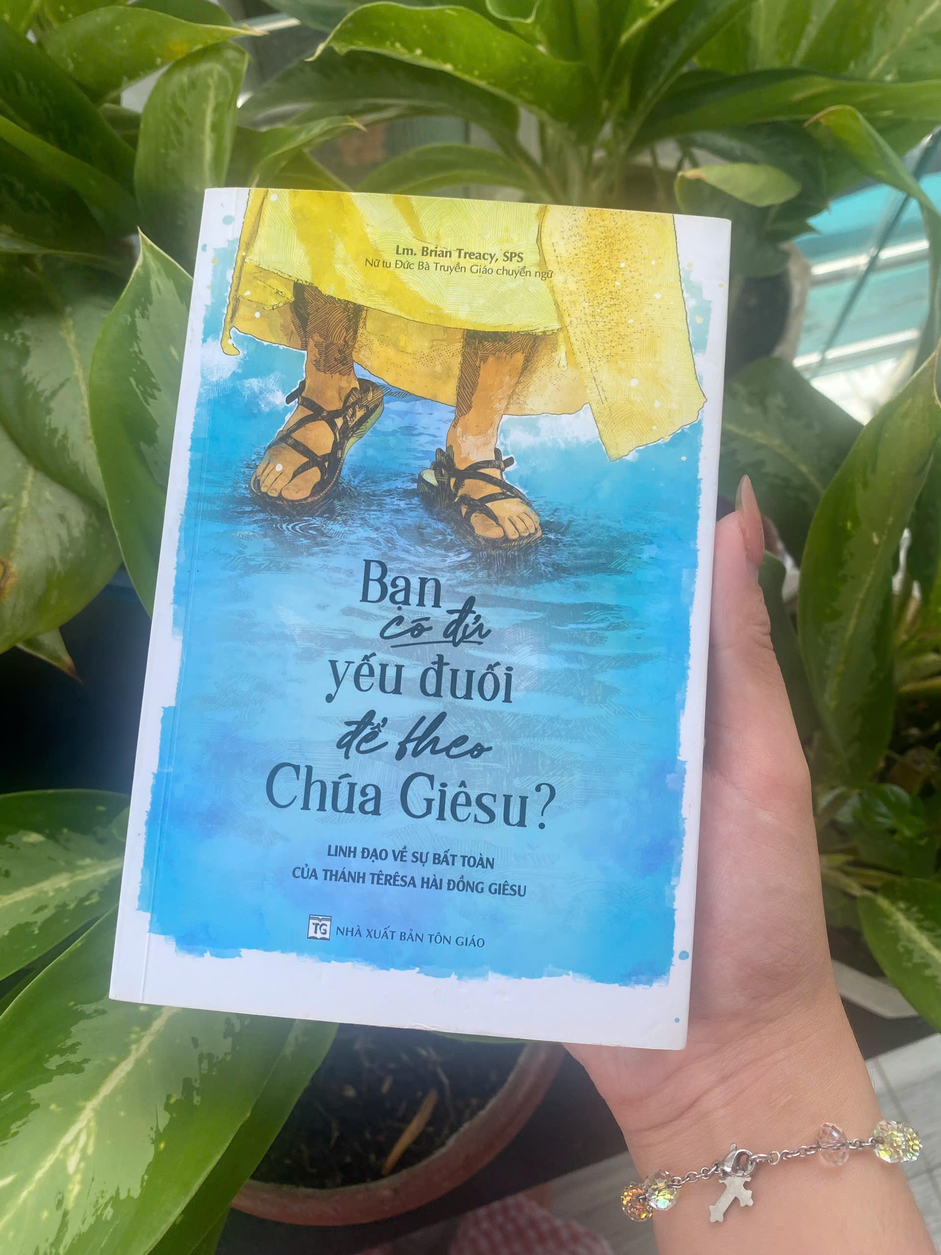 Món quà của những ngày yếu đuối
